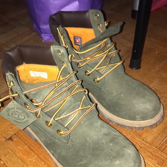 Timberlands - Picture 2 of 2